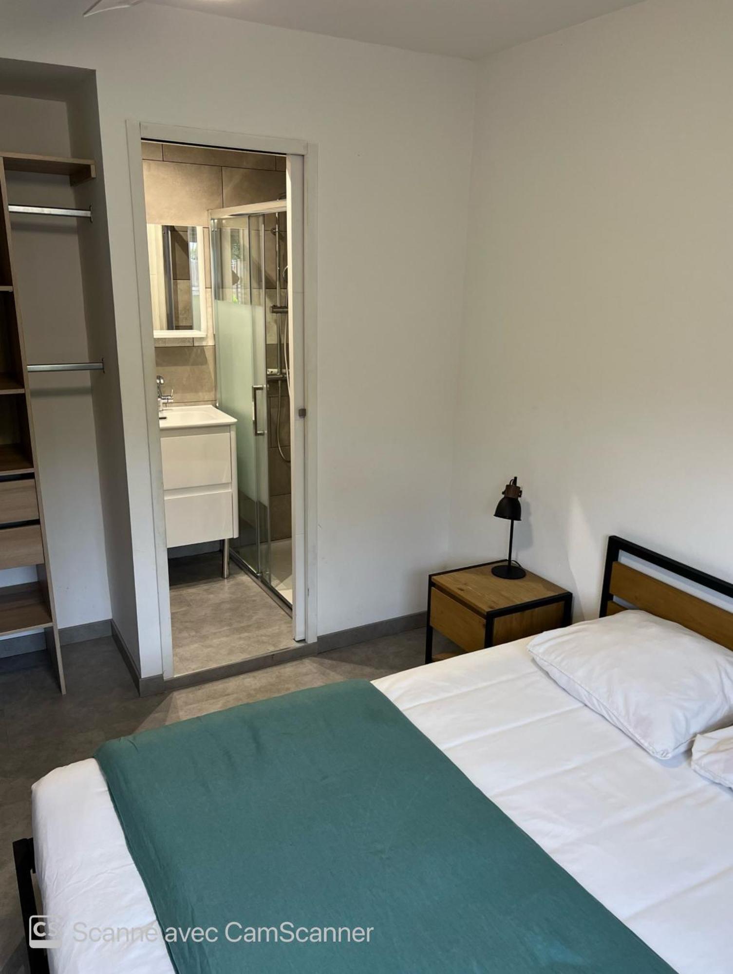 Chambre Avec Salle D'Eau Privee Dans Appartement Partage 200 M Du Tram Montpellier Exteriör bild